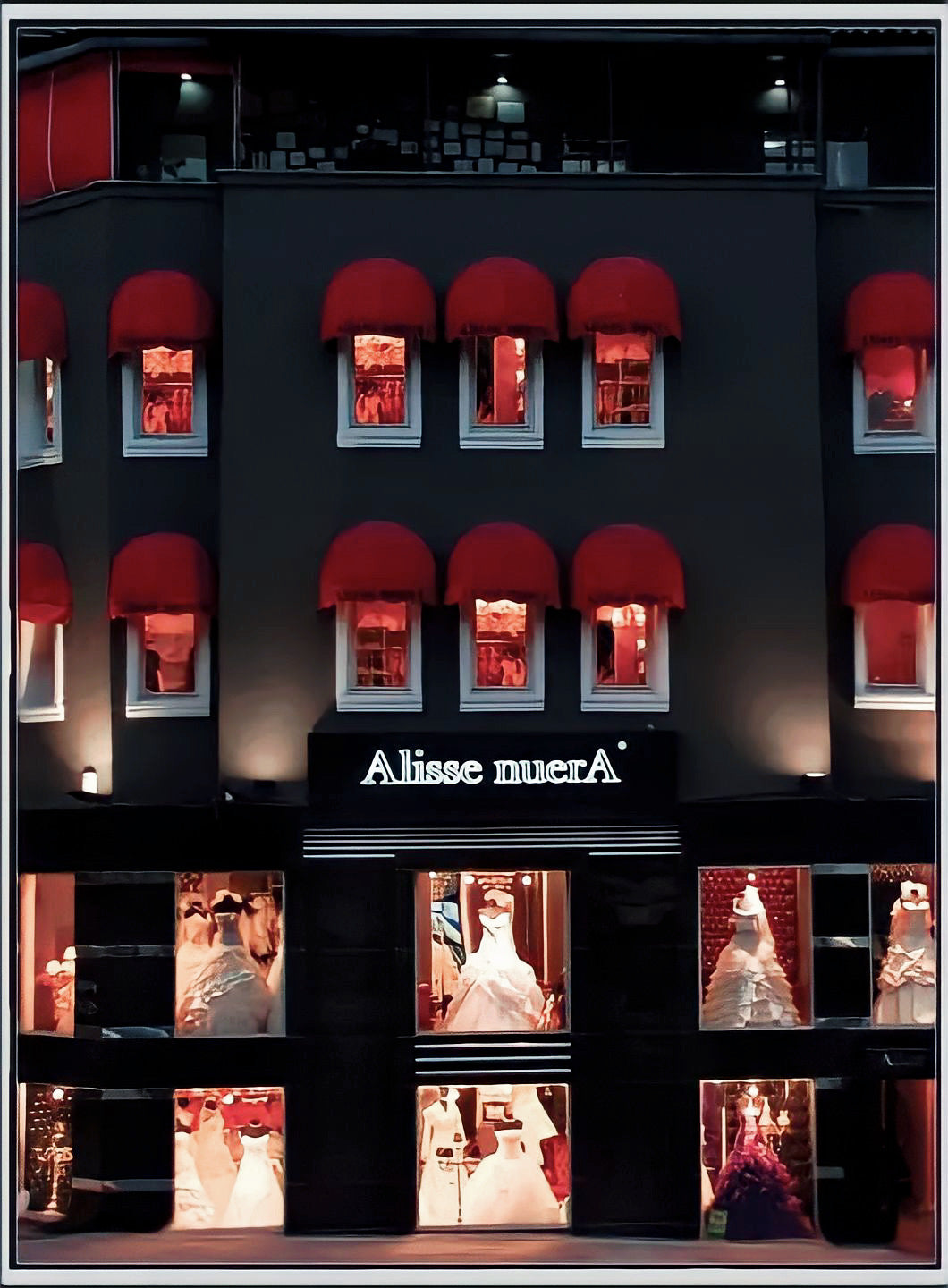 Alisse nuerA Gelinlik Mağazası Fatih İstanbul